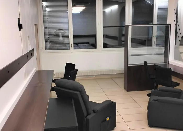 Business And Jacouzzi In Apartamento Lausana